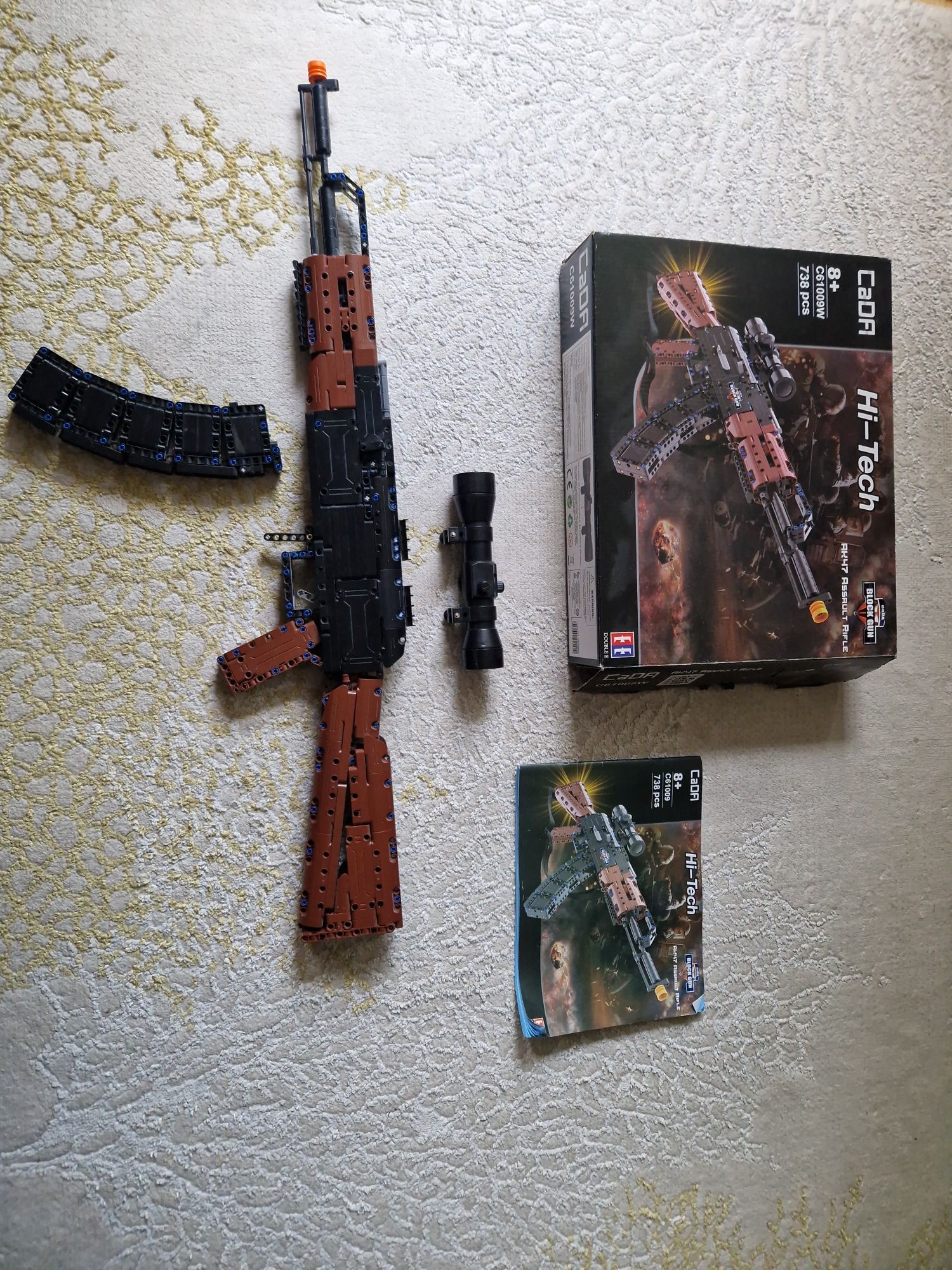 Klocki CaDa karabin AK47 C61009W strzelający