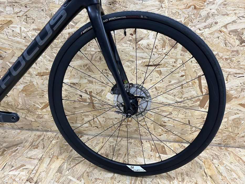 Bicicleta disco carbono Focus Paralane - Shimano Ultegra 11v