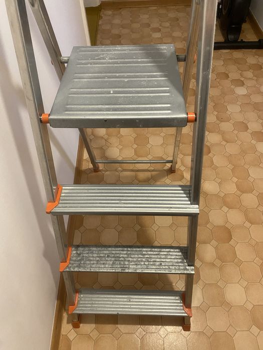 Drabina aluminiowa czterostopniowa