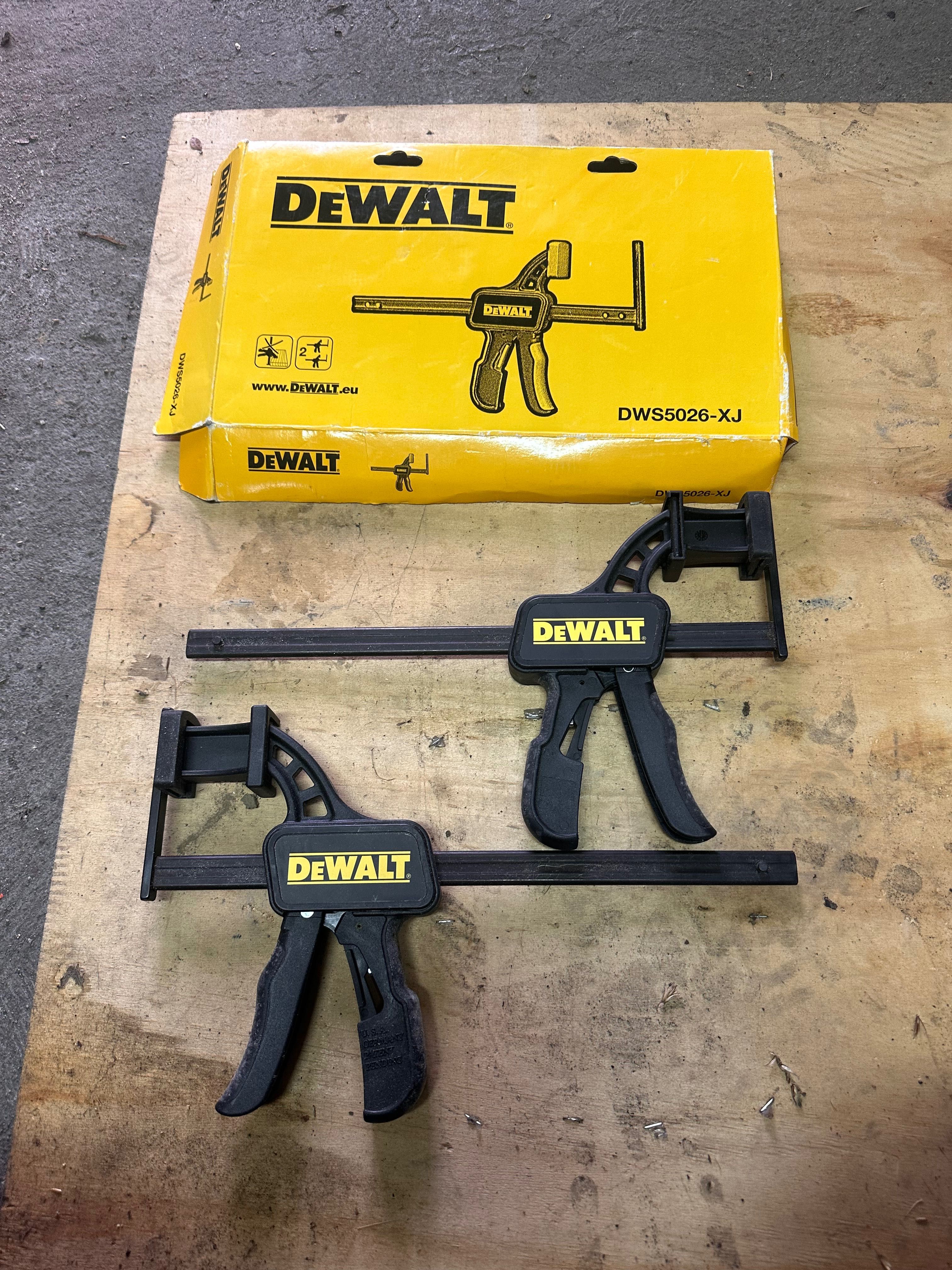 Zaciski do piły wgłębnej Dewalt DWS5026-XJ 2 szt.