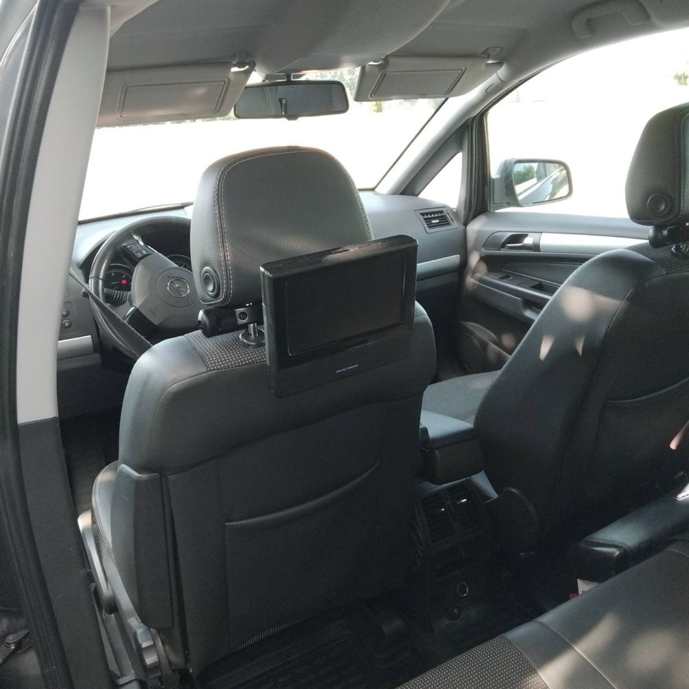 Продається автомобіль опель зефіра