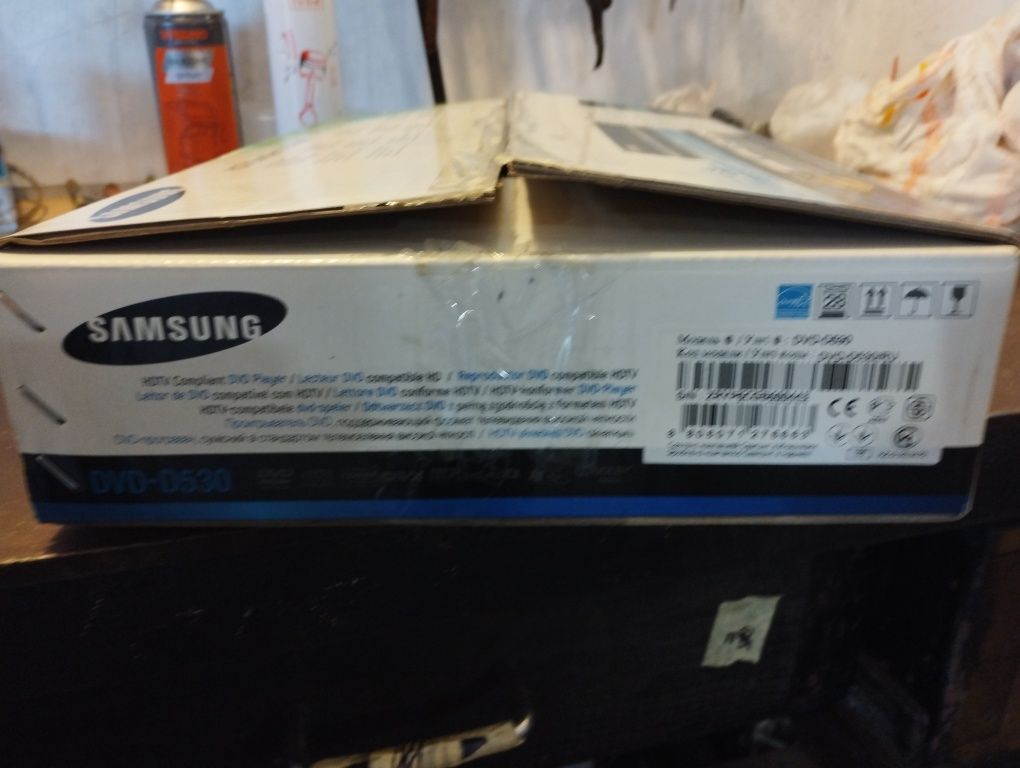 ПродамТелевизор LedTV Samsung UE40D5003BW, dvd, аккустическую систему.