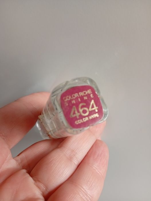 Лот. L'Oréal Paris Помада для губ оригинал