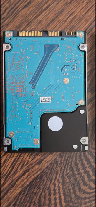 жесткий диск 1.2 ТБ Toshiba (2.5", 10500 об/мин, 128 МБ, SAS 3.0 винт
