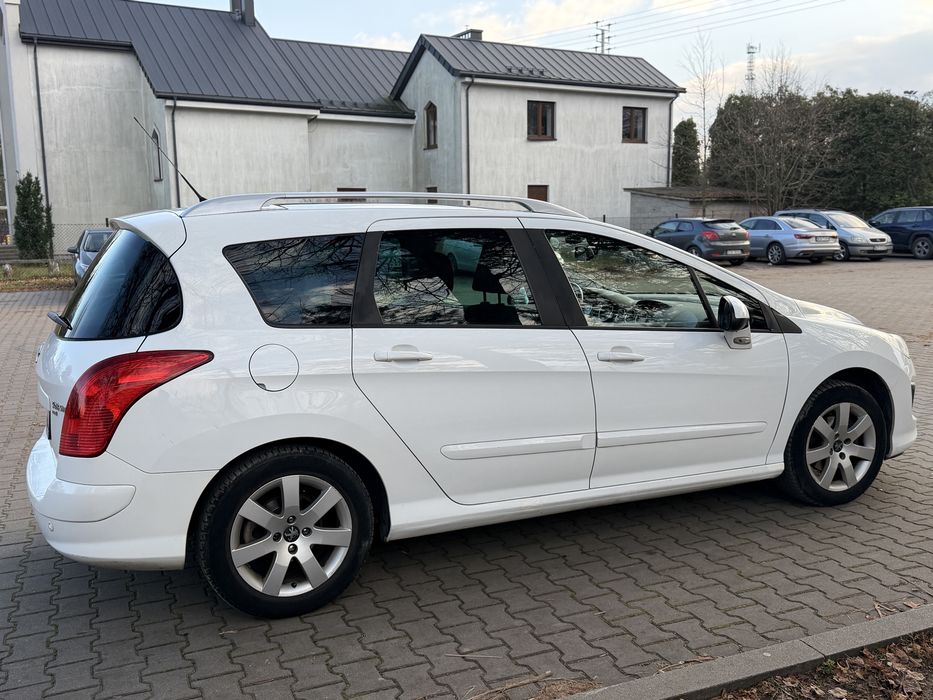 Peugeot 308sw 1.6 e-Hdi 120km. EURO 5, 2012r. Panorama.