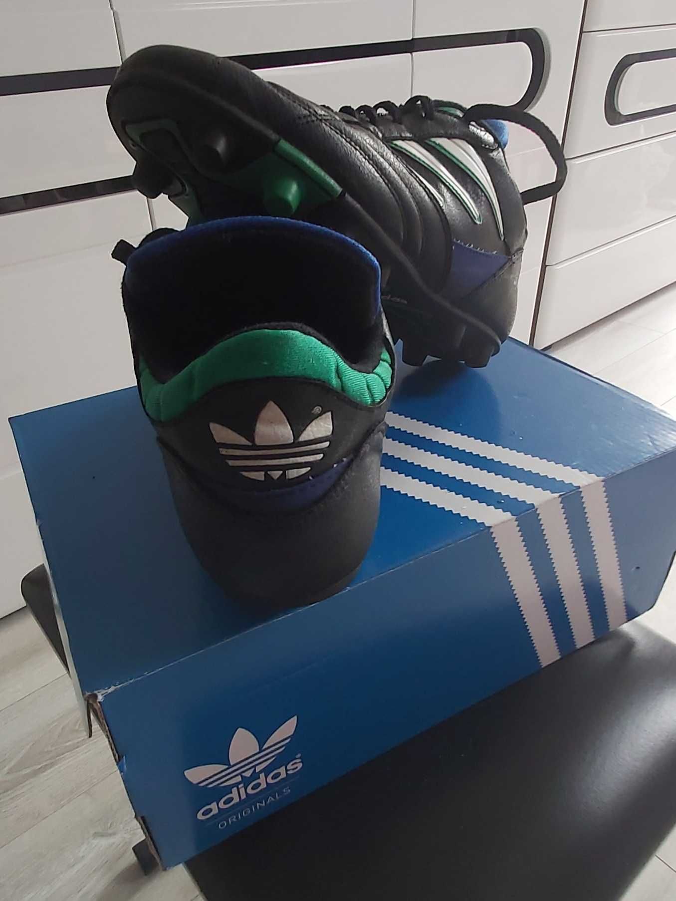 Buty piłkarskie adidas unisex