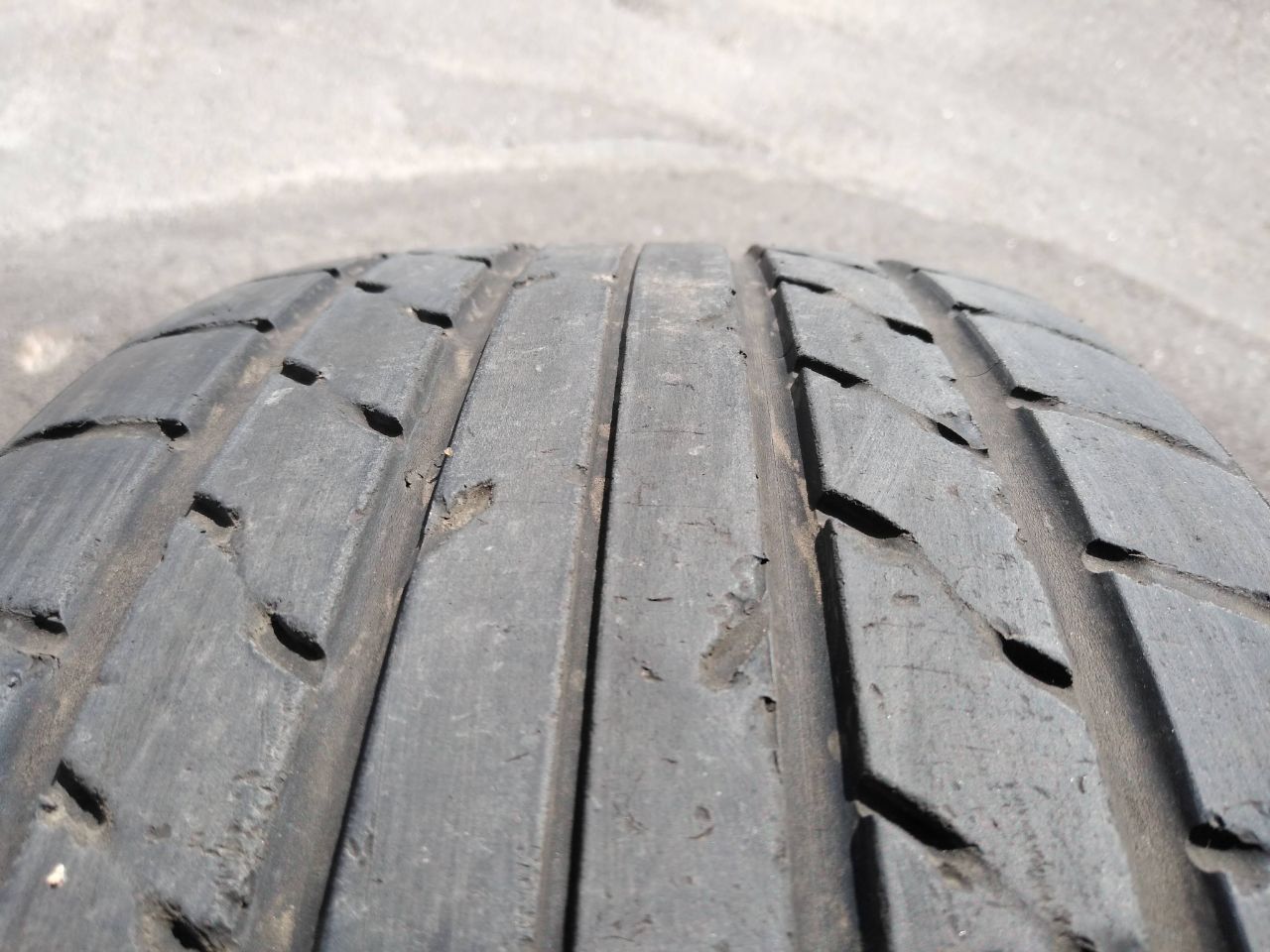 215/45 R18 Yokogama Advan A10 1шт распаровка одиночка