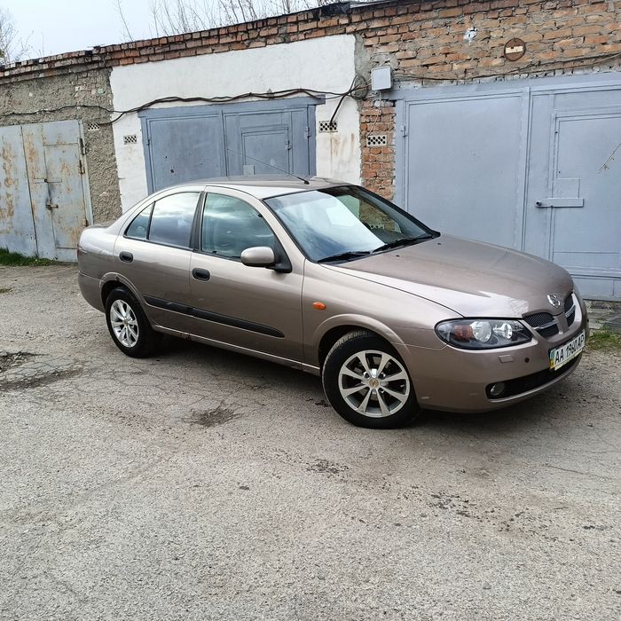 Ніссан Альмера на автоматі