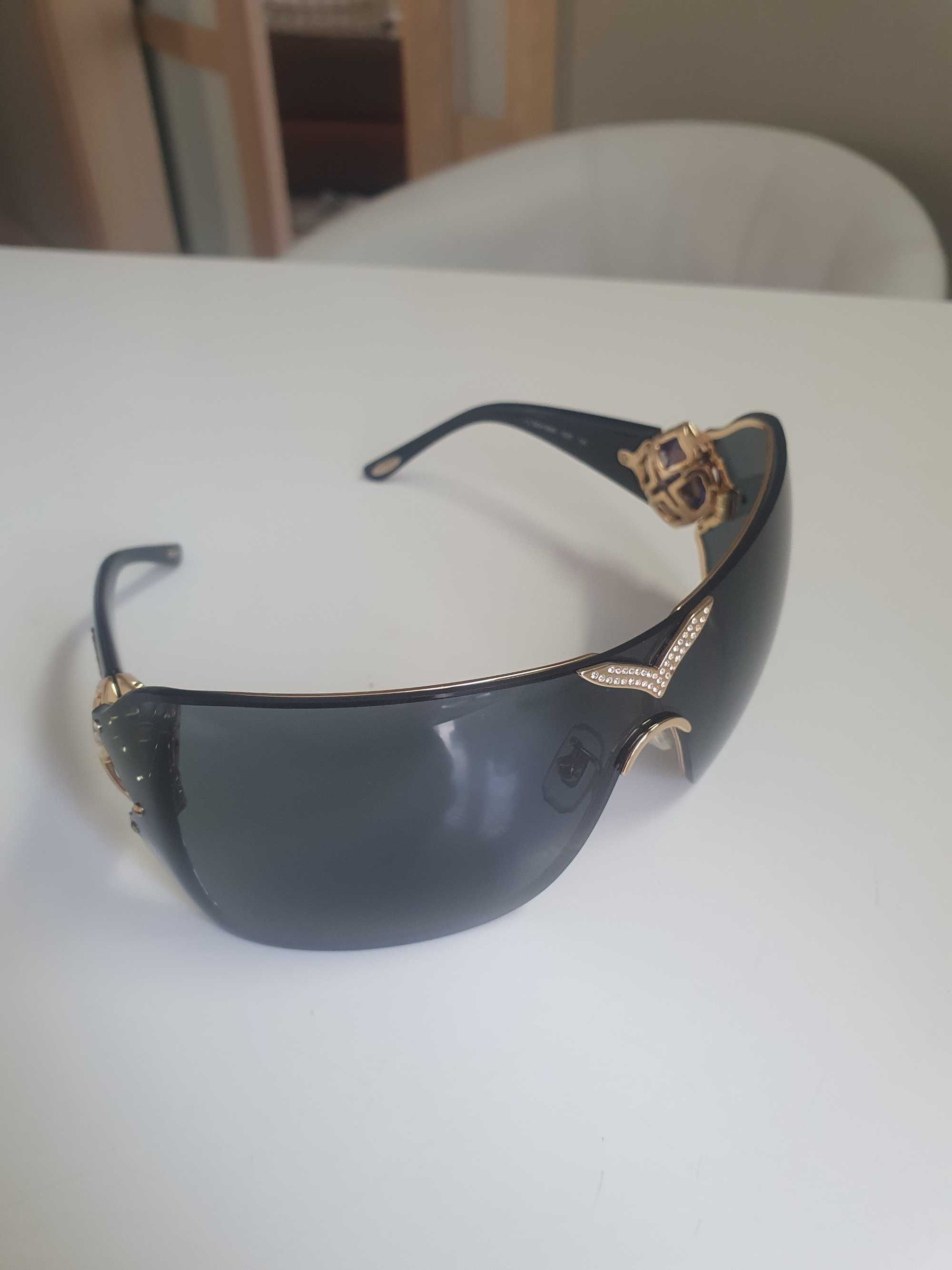 Солнцезащитные очки Chopard лімітованої серії.