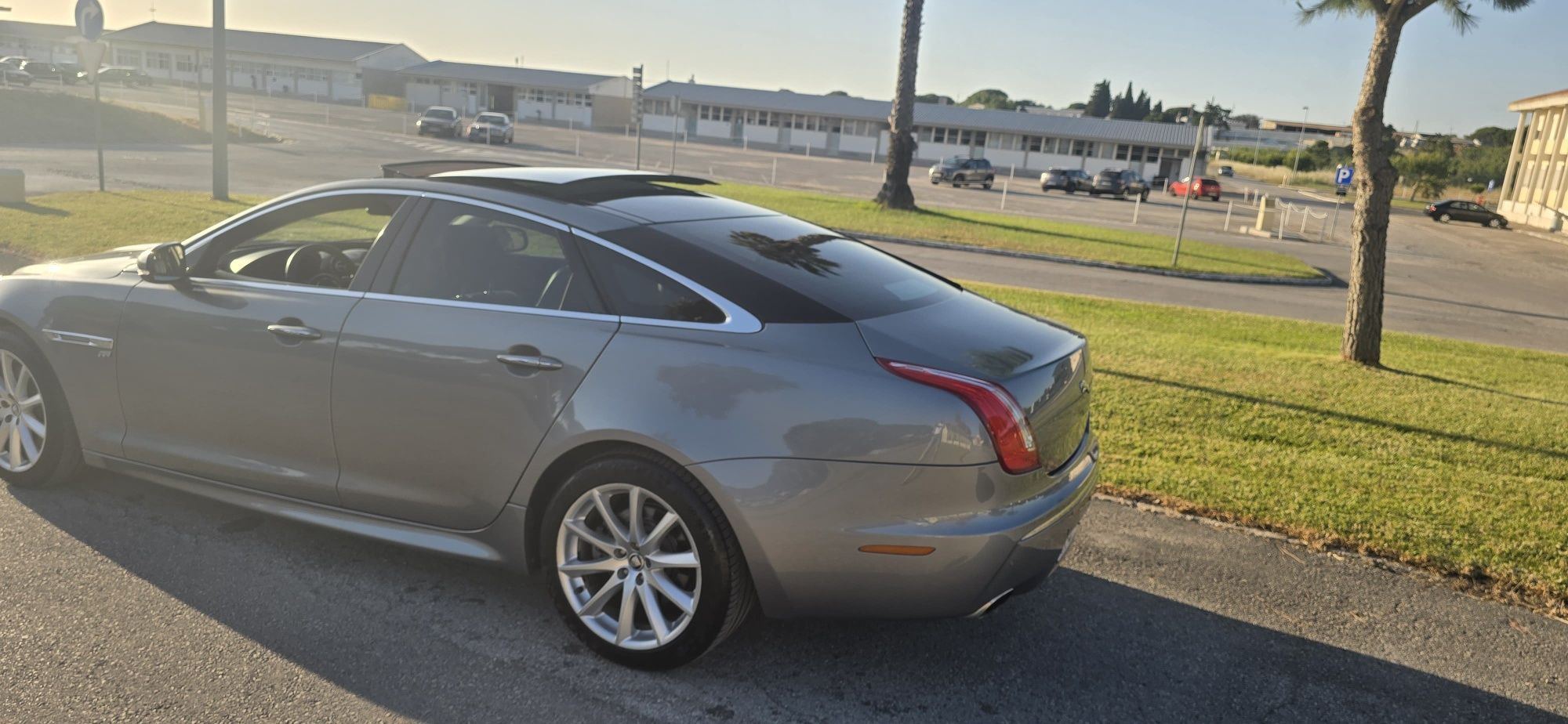 Jaguar XJ 3.0d 275cv Bi-Turbo
