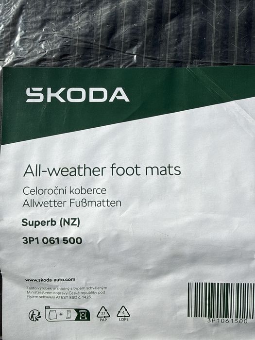 Skoda superb IV oryginalne dywaniki gumowe