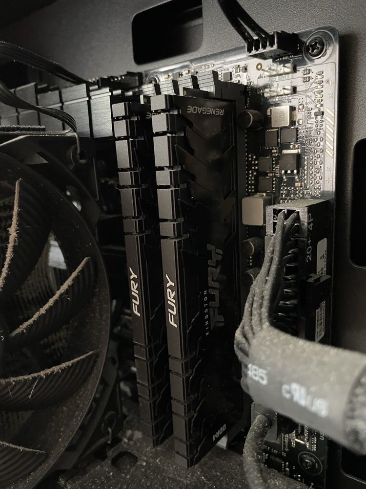 asus tuf gaming b760/ Kingston Fury DDR4-3600/ Kingston NV2 500GB M.2
