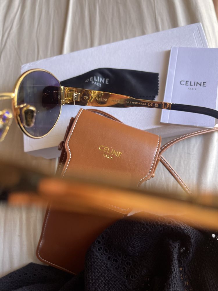 Celine Triomphe Metal 01