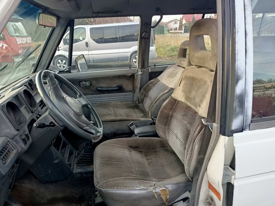 Mitsubishi Pajero 2.5D 84km 88r 4x4 7 os