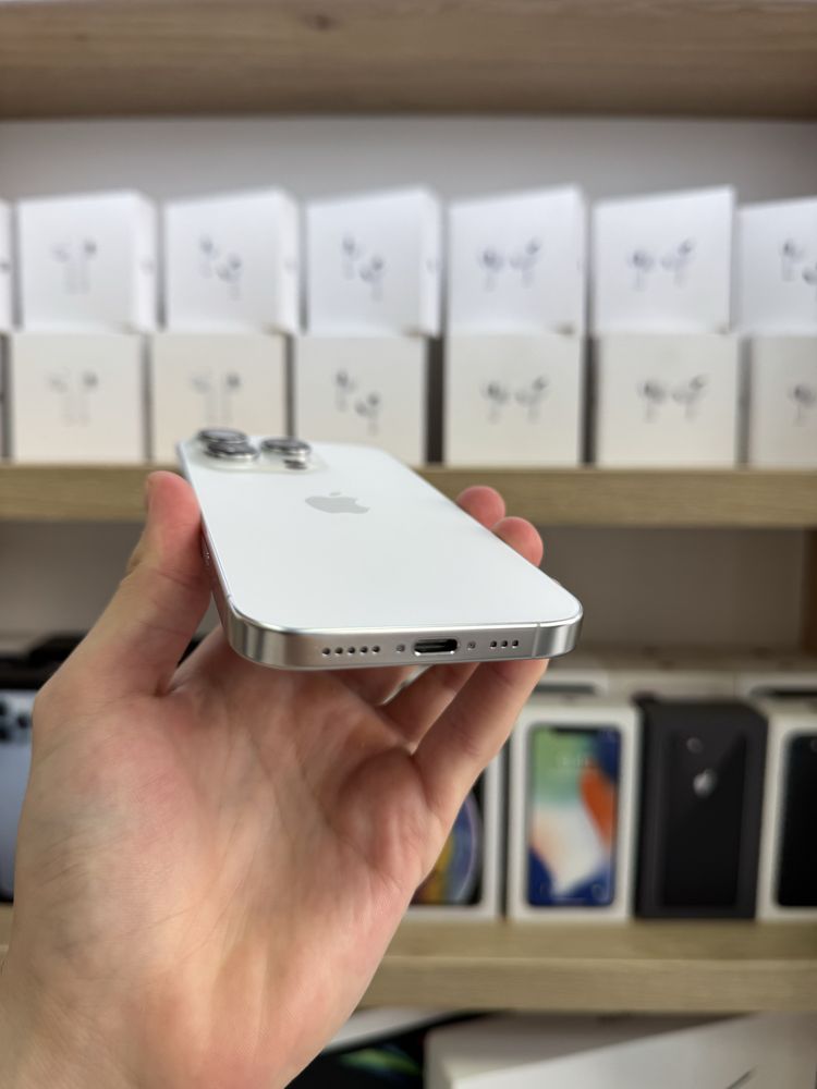iPhone 16 Pro 512GB White Titanium