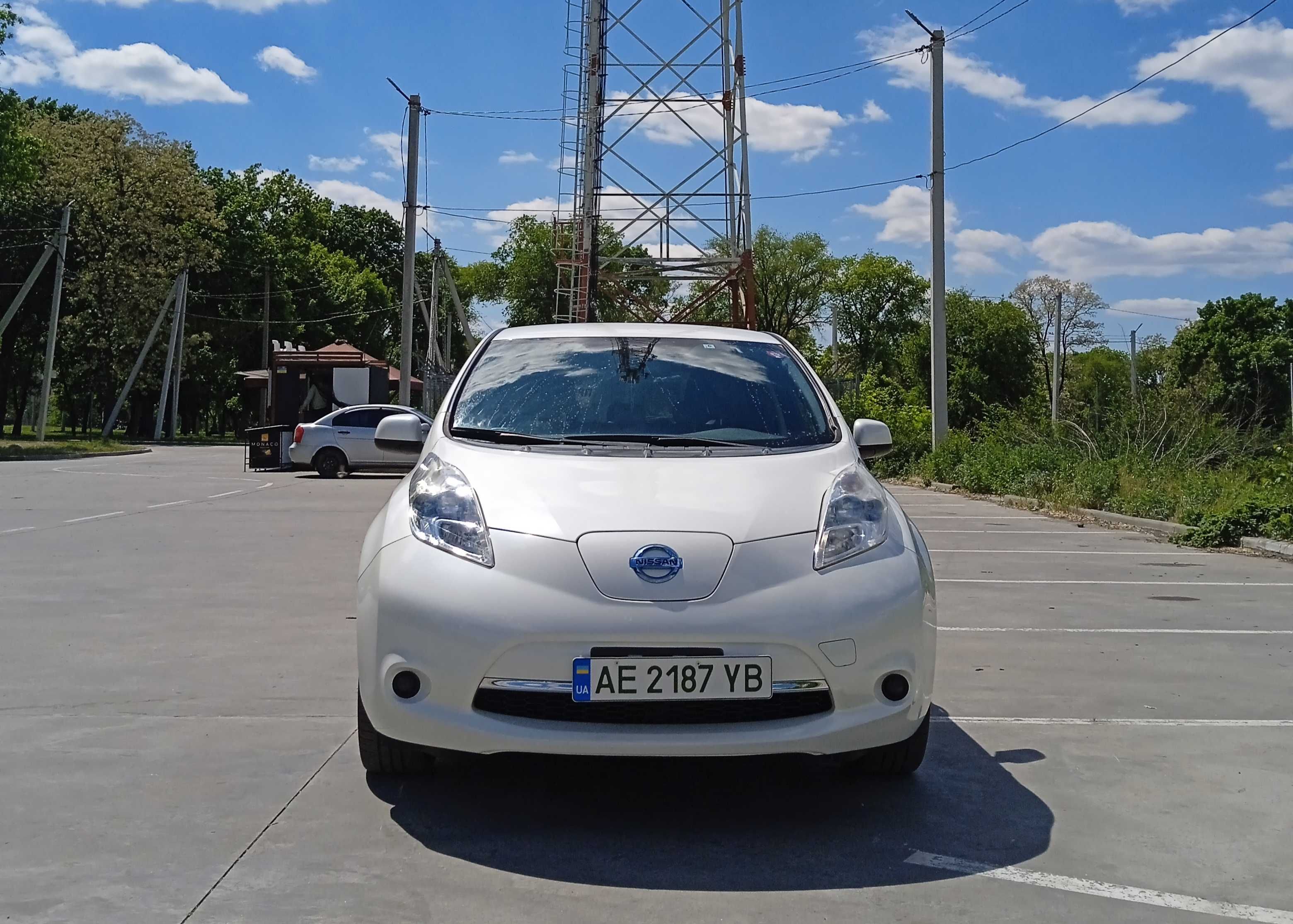 Nissan Leaf 2015р