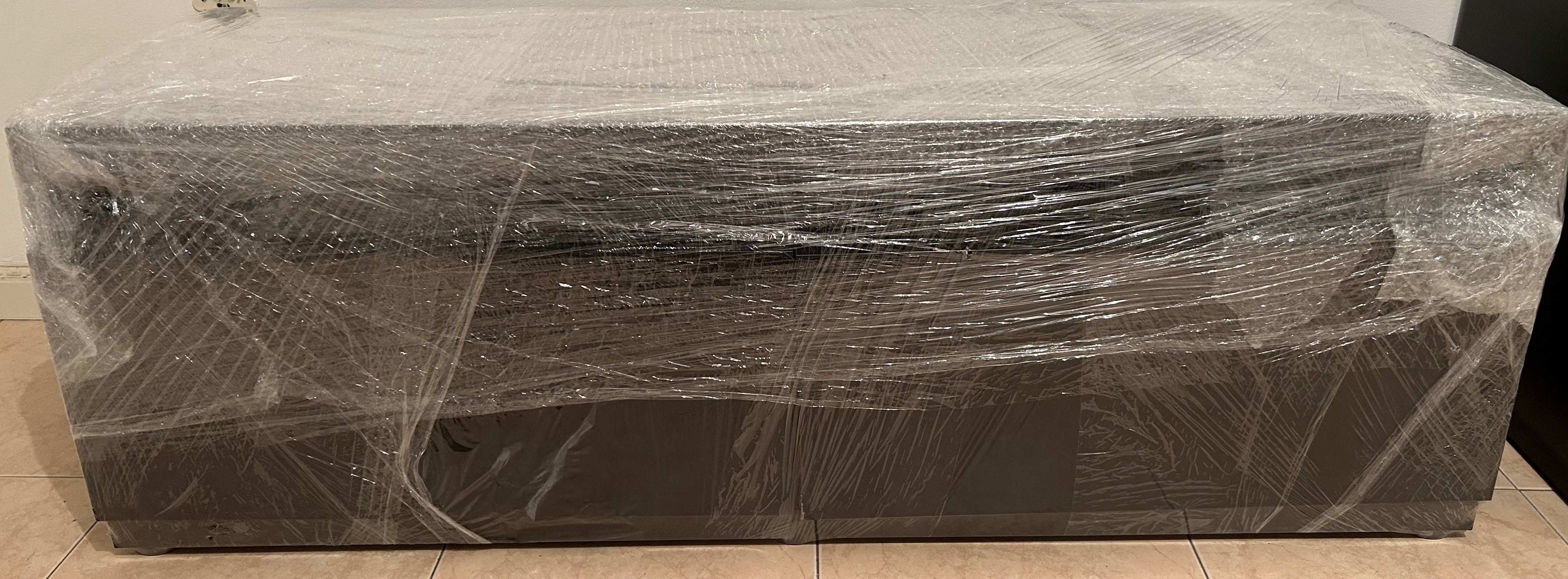 Conjunto 3 Móveis castanho escuro como novo