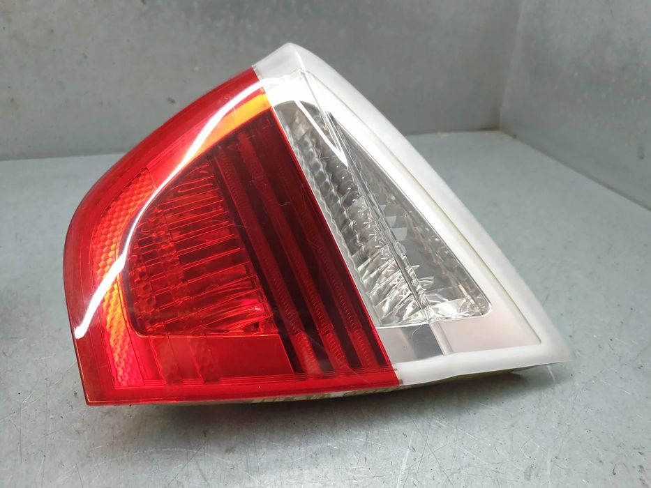 Farolim da mala direito BMW 3 (E90)