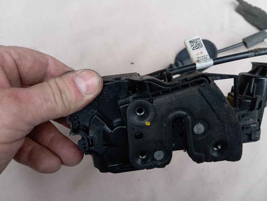 Klamka zewnętrzna zamek drzwi lewy przód Renault Scenic IV 4 halogen