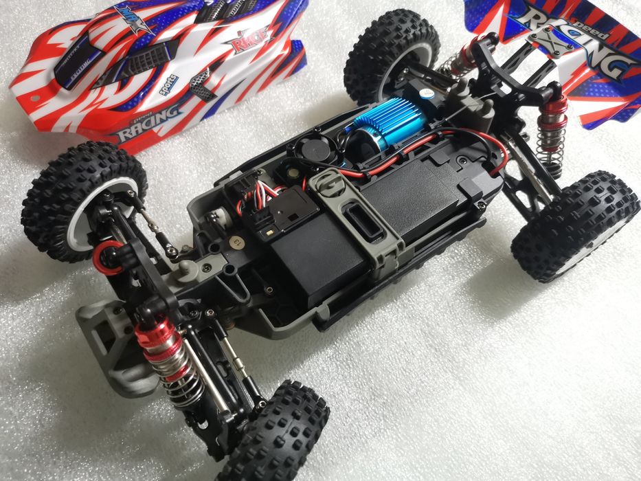 Carro RC Buggy Wltoys 124008 V5 Brushless bateria 3S 4x4 1:12