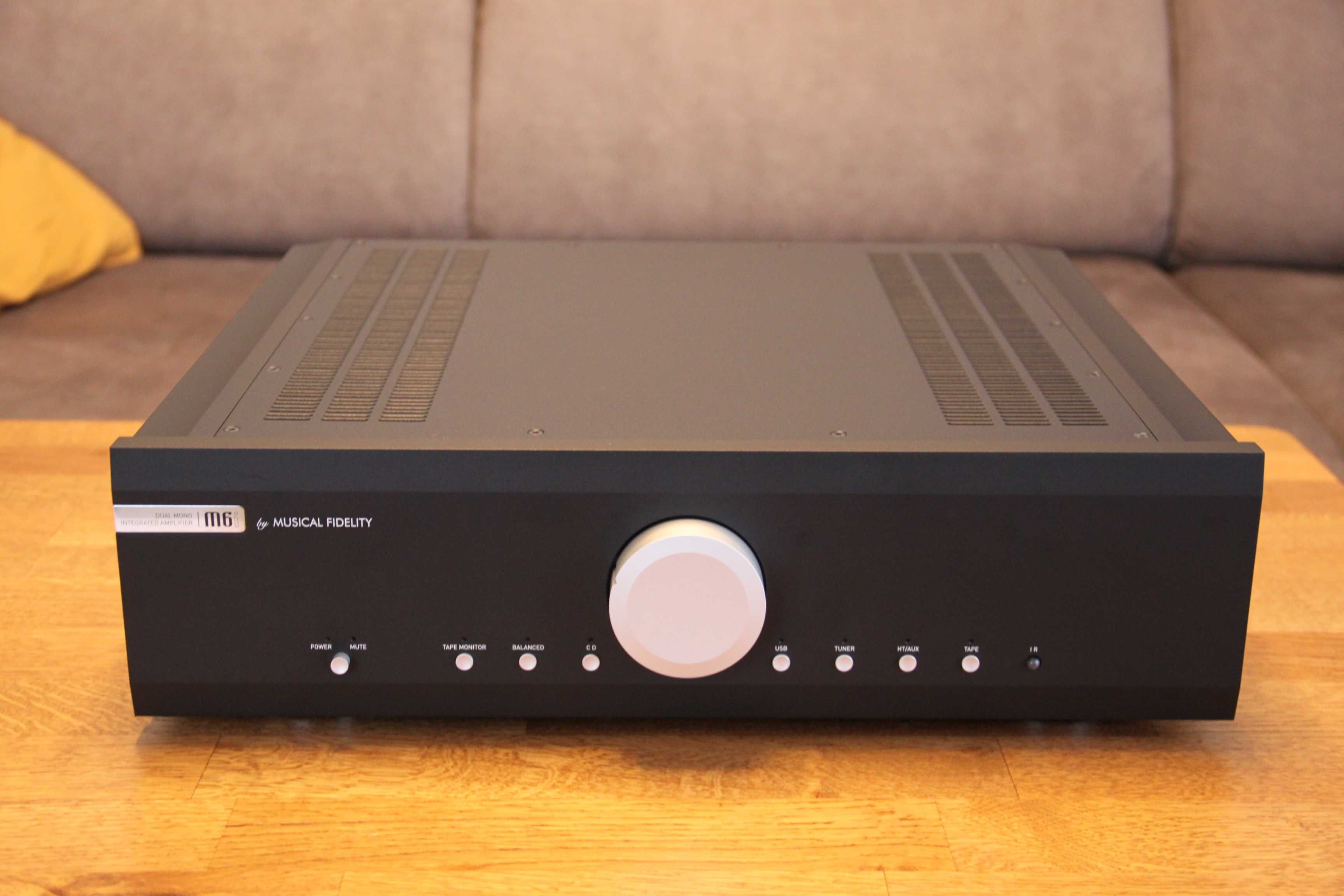 Musical Fidelity M6i komplet - Wzmacniacz stereo
