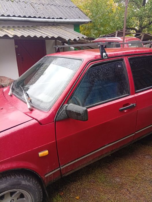 Ваз 2199 продаж  все працює