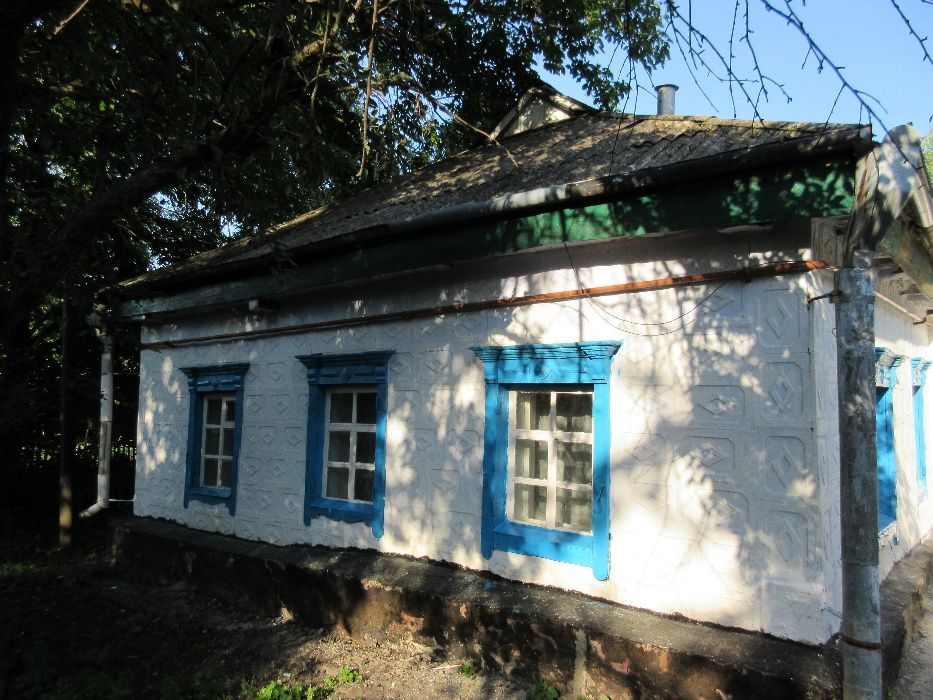 Хата в с. Голубовка, Новомосковского р -на. Сдам.