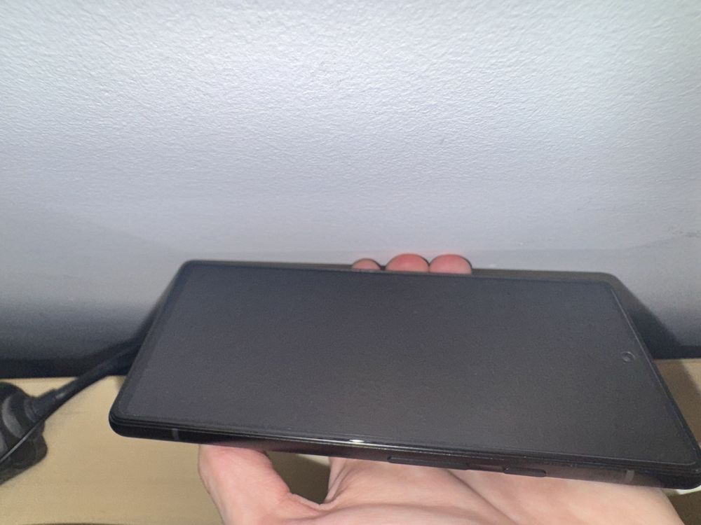 Smartfon Google pixel 6A w kolorze Sage Green
