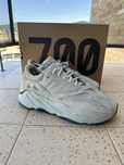 Sapatilhas Adidas Yeezy Boost 700 Salt