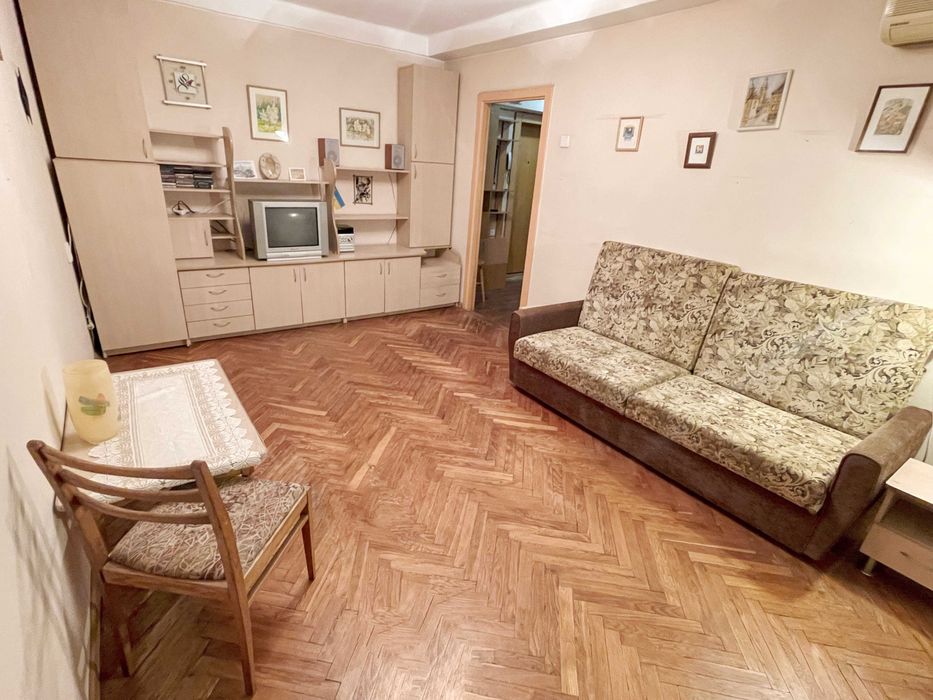 1х квартира метро ЖД Вокзал свет есть всегда, не отключают.