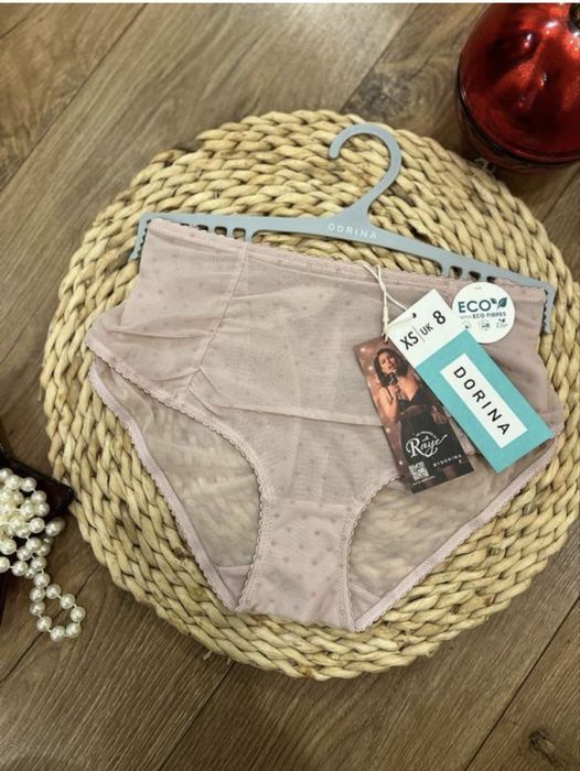 Жіночі трусики різні