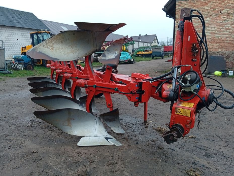 Kuhn Vari-Master, Kverneland Vogeln.