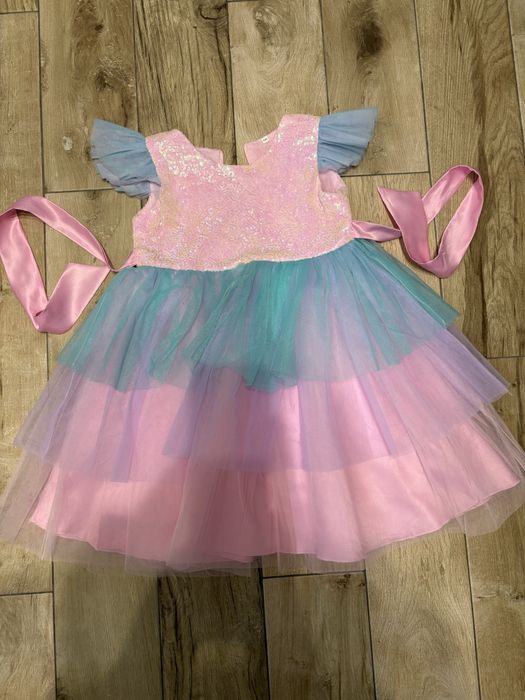 Сукня святкова єдиноріжка веселкова