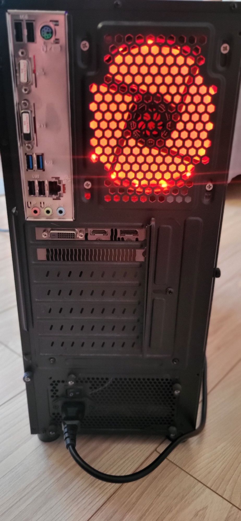 Komputer PC i5 - 8400 GTX 1050Ti 1TB HDD