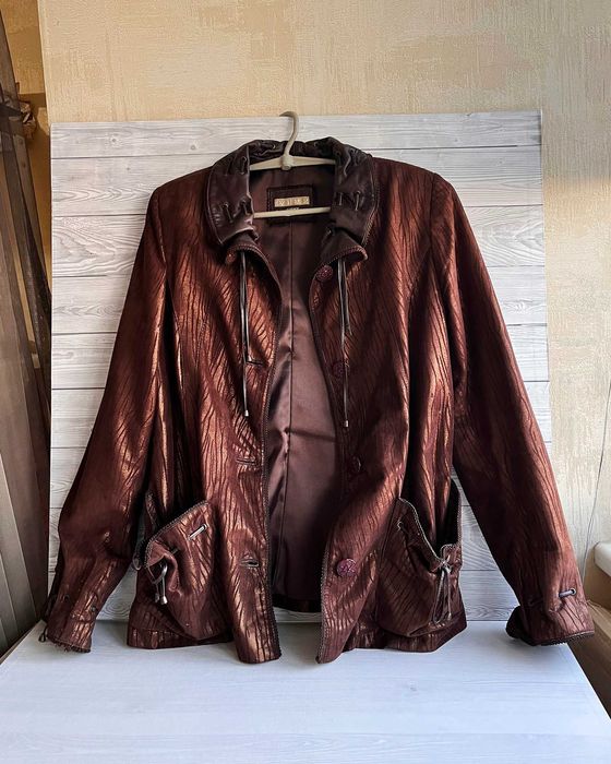 Женская куртка натуральная замша и кожа с лазерной обработкой, пиджак