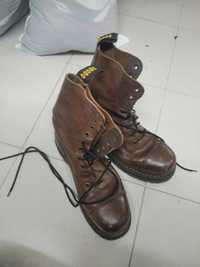 Botas Dodge muito bom estado