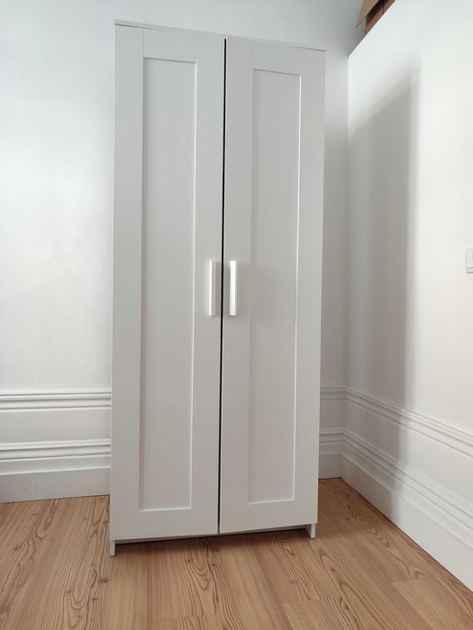 Roupeiro c/ 2 portas Branco
