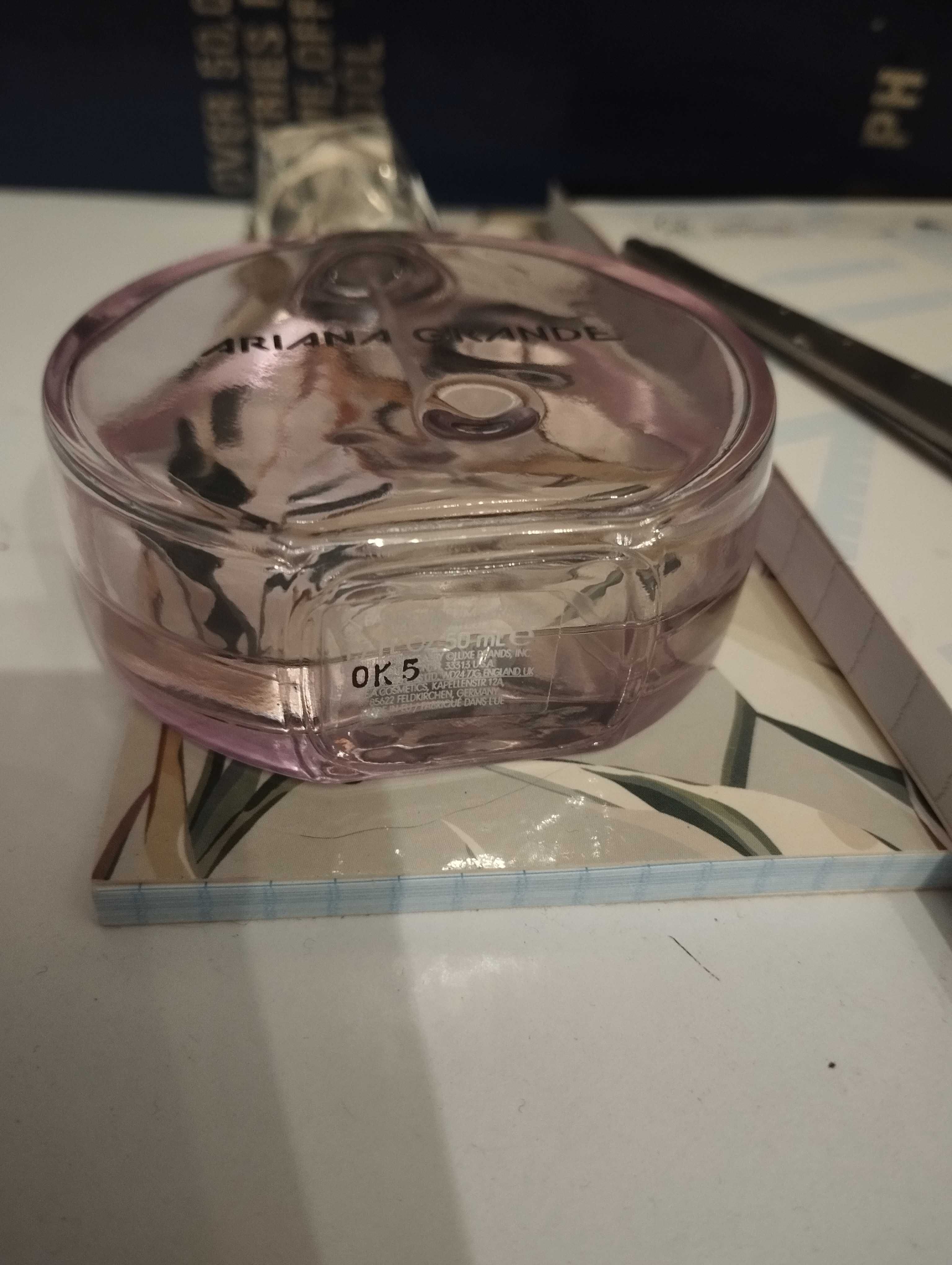 Ariana Grande REM EDP 50ml z ubytkiem perfumy gourmand