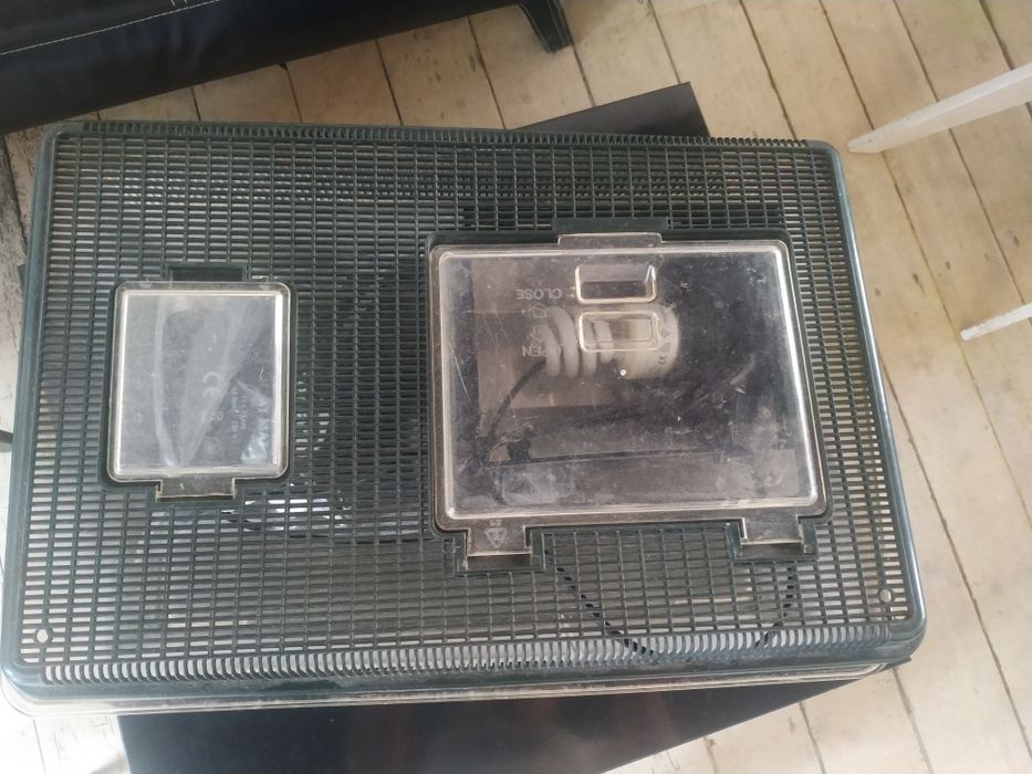 Продається тераріум в робочому та відмінному стані