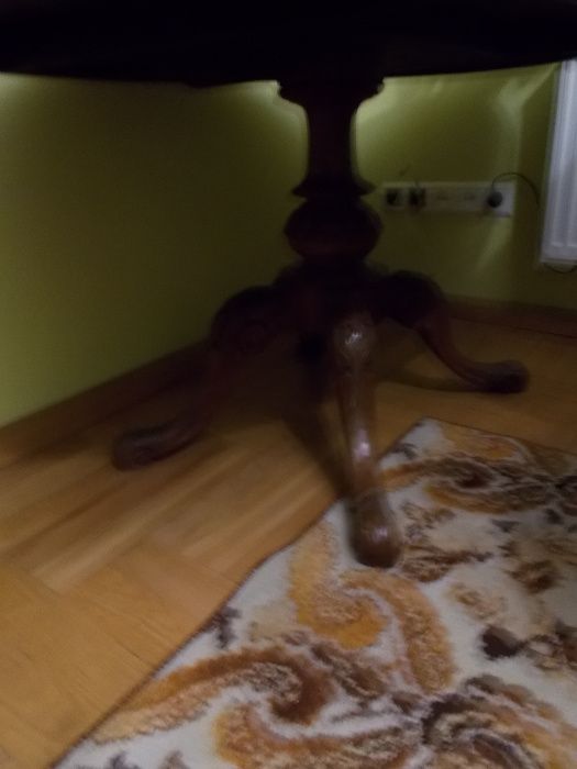 Stół stolik kawowyAntyk przedwojenny  Przepiękny orzech kaukaski ideał