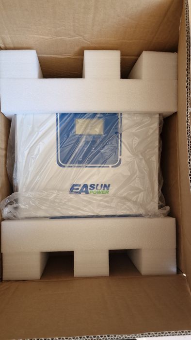 Гібридний сонячний інвертор Easun ISolar SMG 4200VA 3500 Вт