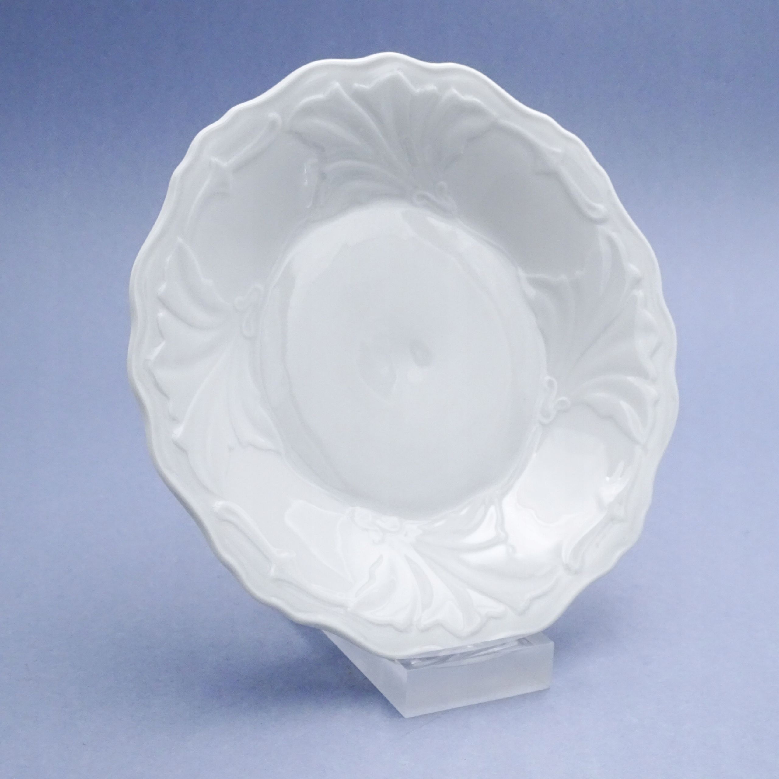 weimar lata 60-te piękny biały porcelanowy talerzyk