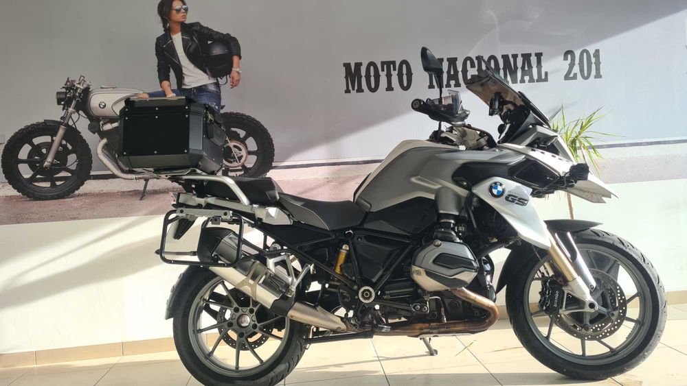 Magnifica R 1200GS  
   9900€