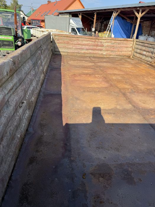 Przyczepa d47 wywrotka Zarejestrowana