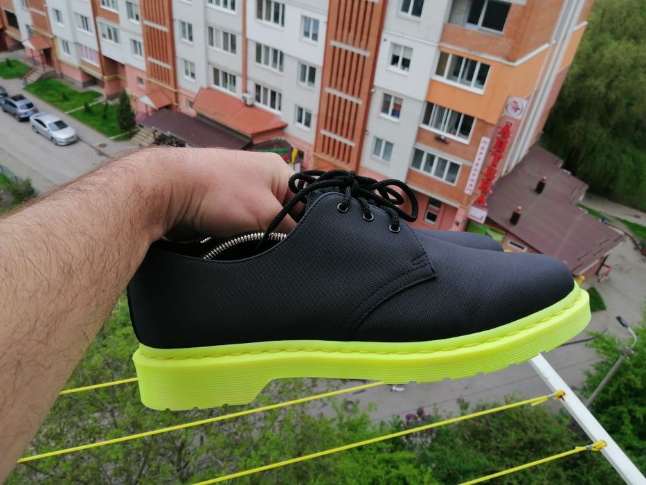 Броги туфлі туфли оригінал  dr. Martens 1461 neon 46 розмір 29.5 см