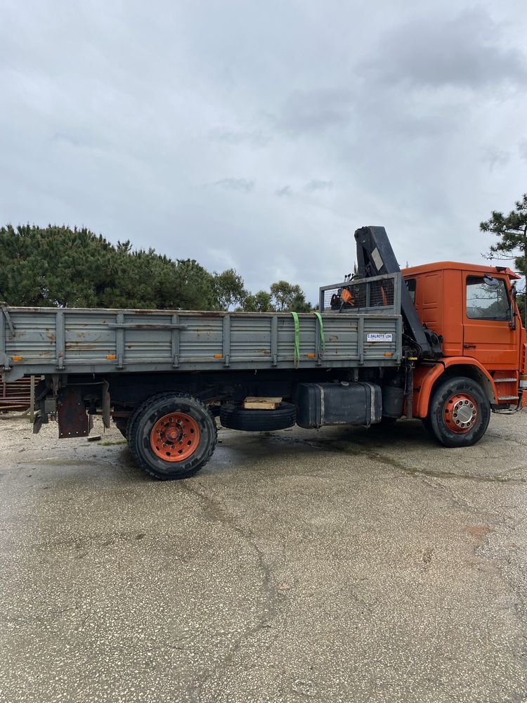 Scania 93M 210 tribasculante