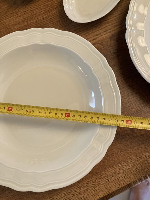 Peças de jantar porcelana branco