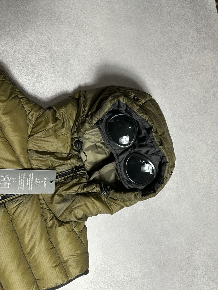 Жилетка CP Company D.D Shell Goggle Down Vest Black