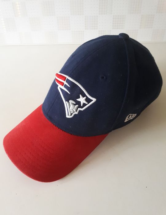 Кепка, бейсболка.