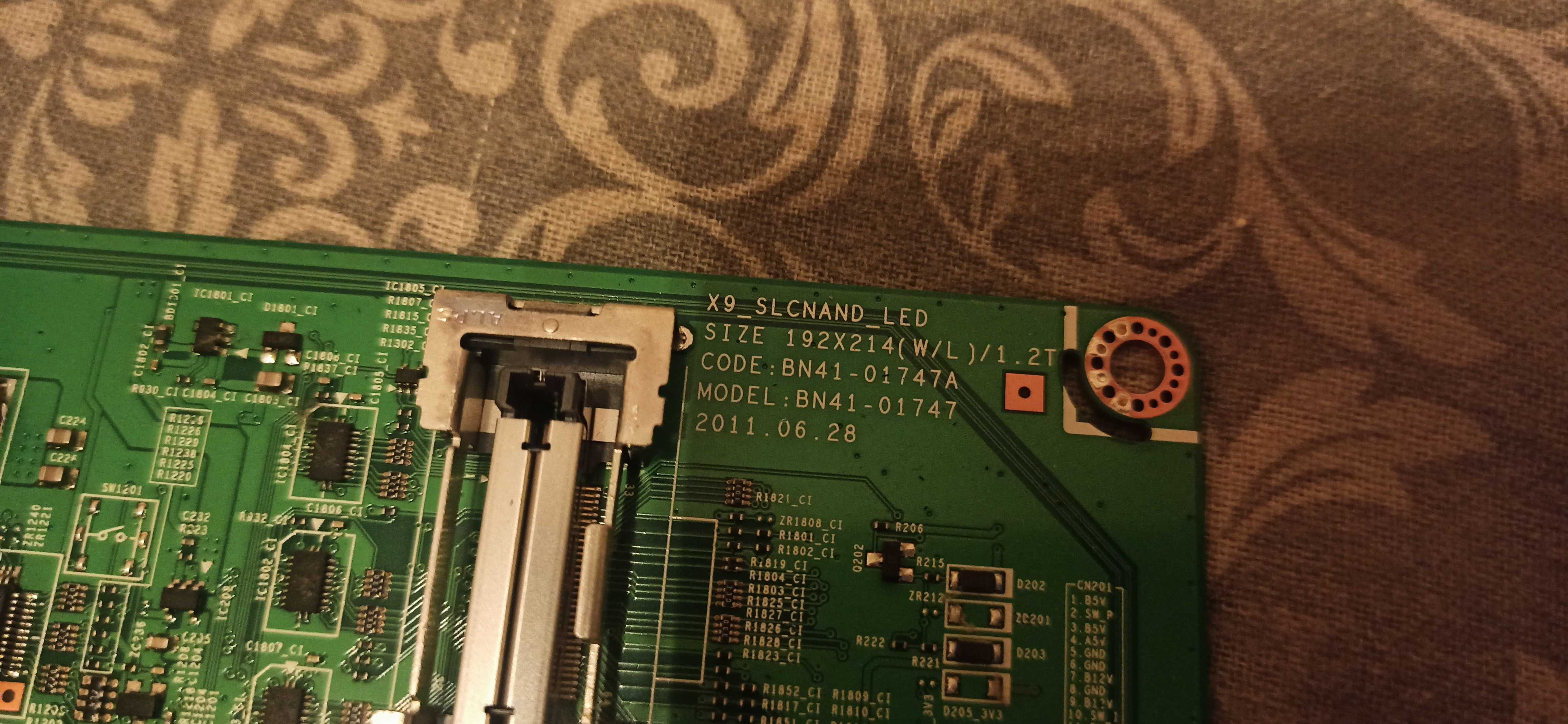 płyta główna (uszk nand) Samsung 40D5000 pasuje do bliźniaczych modeli